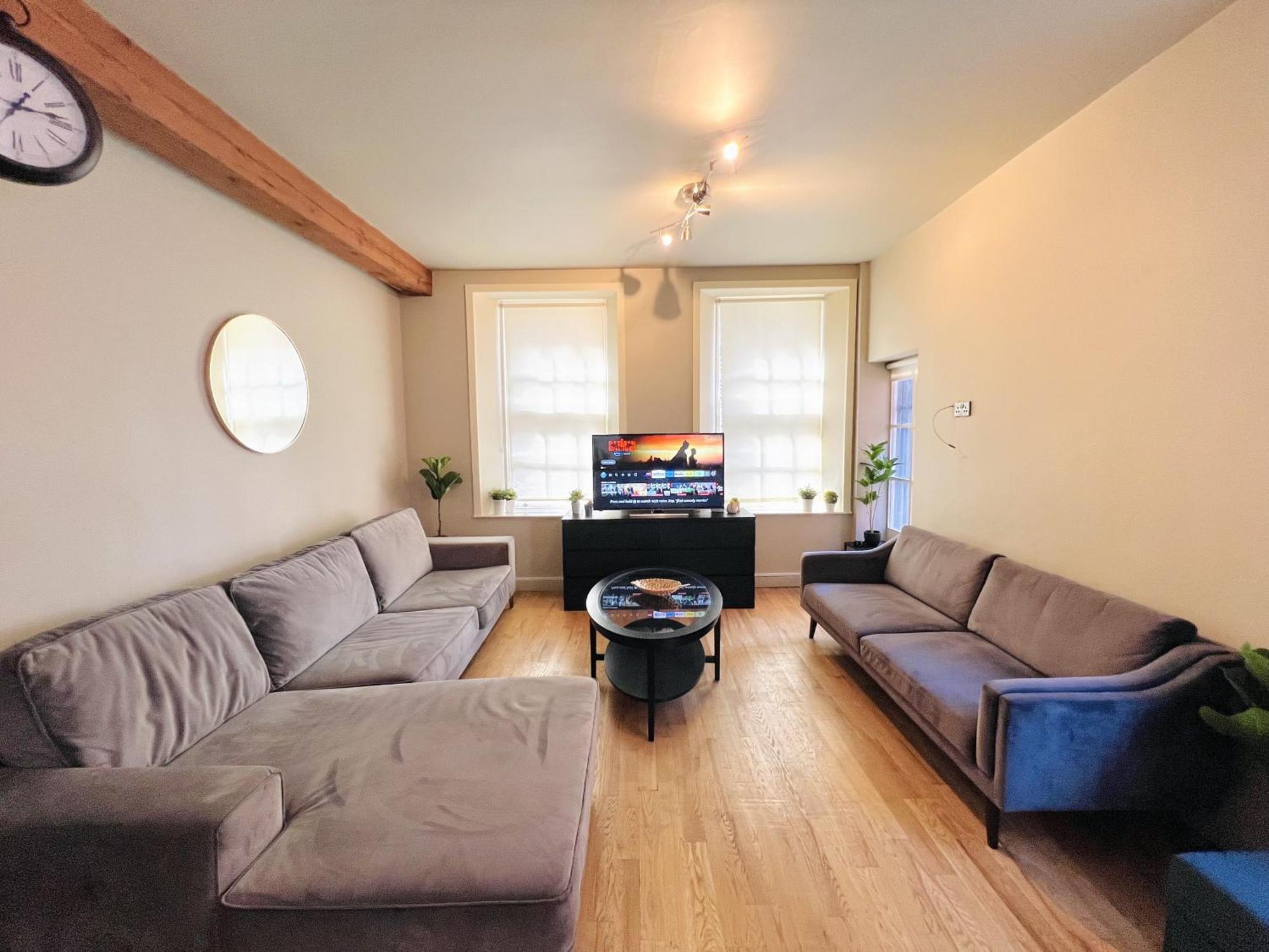 Temple Bar Central Apartment 더블린 외부 사진